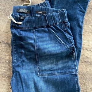 Judy Blue Jogger.  Size 18W. Excellent condition.